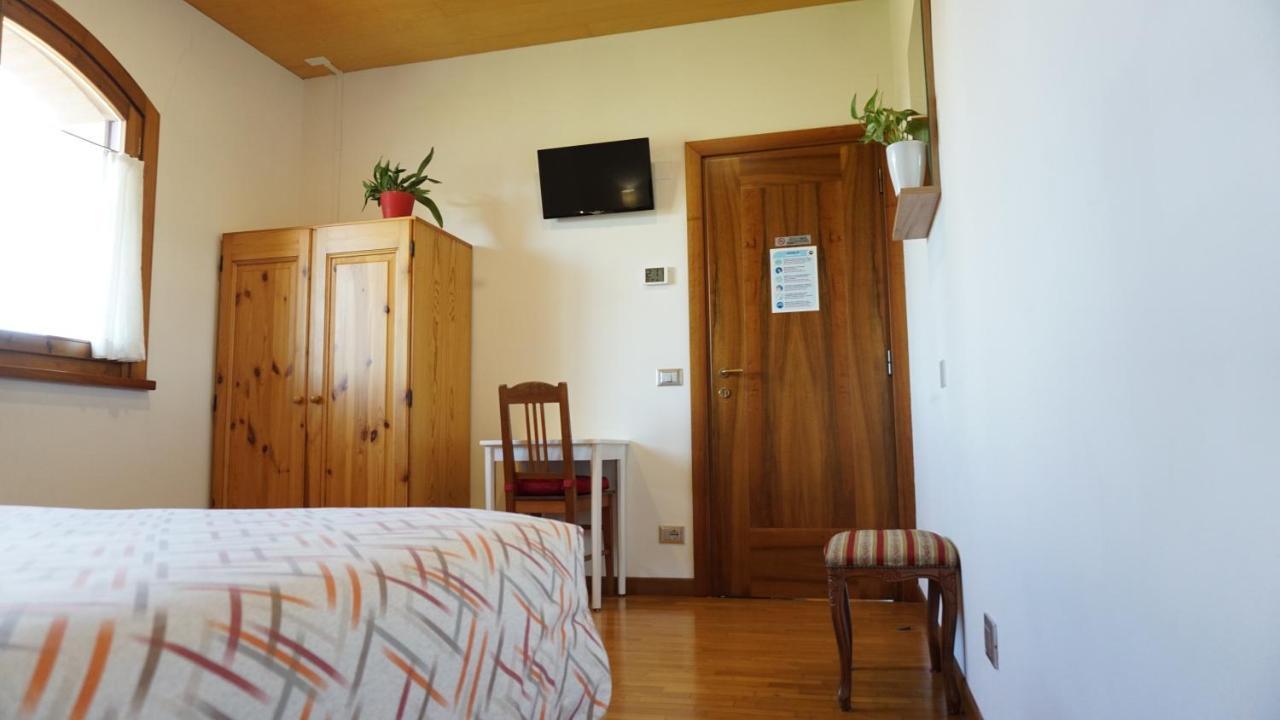 La Pecora Nera Bed&Breakfast Belluno Esterno foto