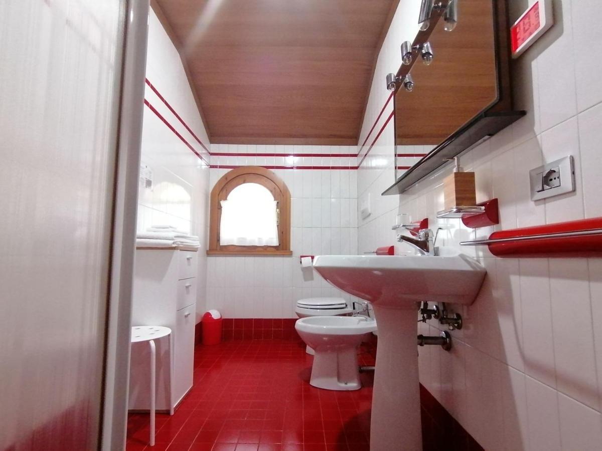 La Pecora Nera Bed&Breakfast Belluno Esterno foto